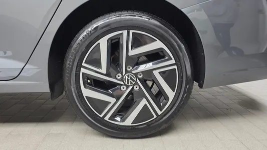 Volkswagen 7 1.5 TSI 2022 21