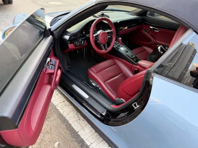 Porsche 911 4 2018 4