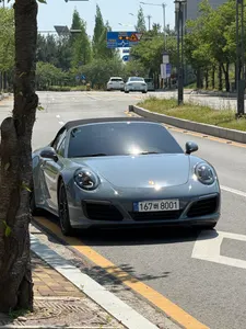 Porsche 911 4 2018 6