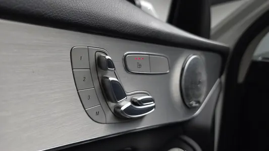 Mercedes-Benz GLC-Class X253 GLC220 d 4MATIC 2018 33