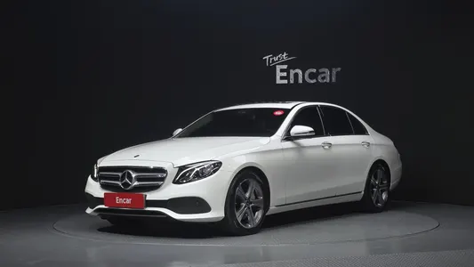 Mercedes-Benz E-Class W213 E300 2019