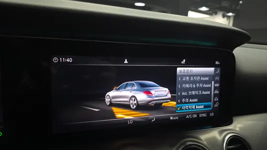 Mercedes-Benz E-Class W213 E300 2019 16