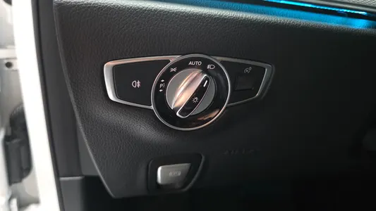 Mercedes-Benz E-Class W213 E300 2019 17