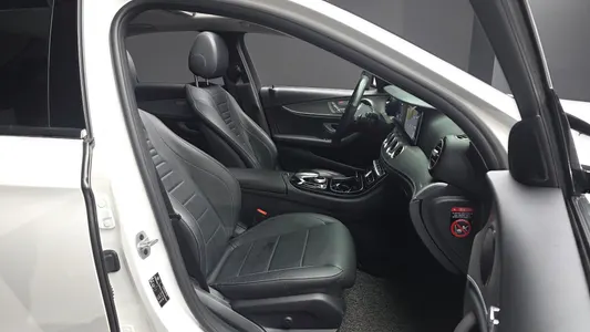 Mercedes-Benz E-Class W213 E300 2019 26