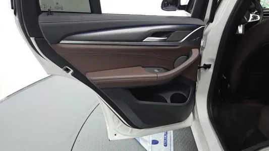 BMW X4 (G02) xDrive20i M 2025 25