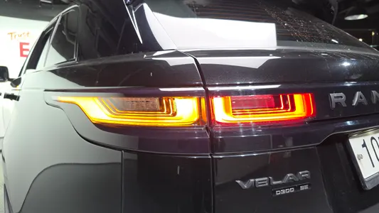 Land Rover 레인지로버 벨라 3.0 D300 R- SE 2017 23