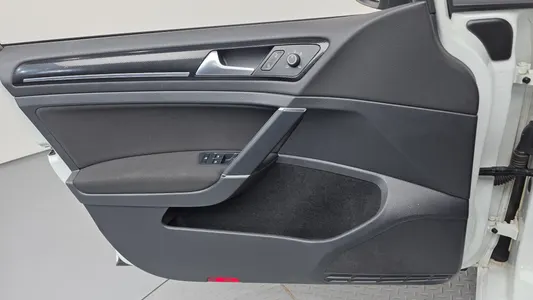 Volkswagen 7 2.0 TDI 2015 24