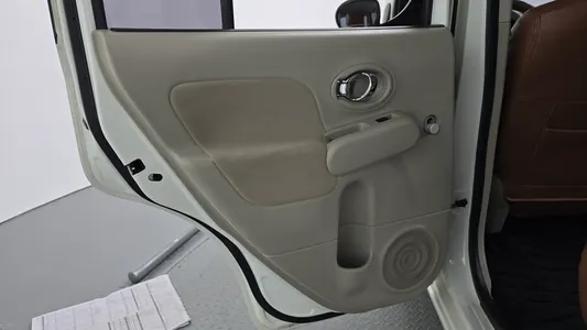 Nissan 큐브 1.8 S 2014 25