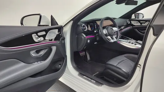 Mercedes-Benz AMG GT 4 43 4MATIC+ 2021 10