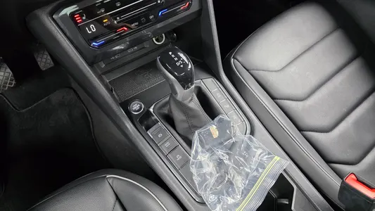 Volkswagen 2 2.0 TDI 2022 8
