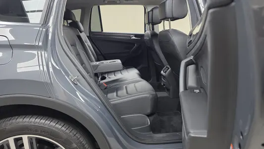 Volkswagen 2 2.0 TDI 2022 10