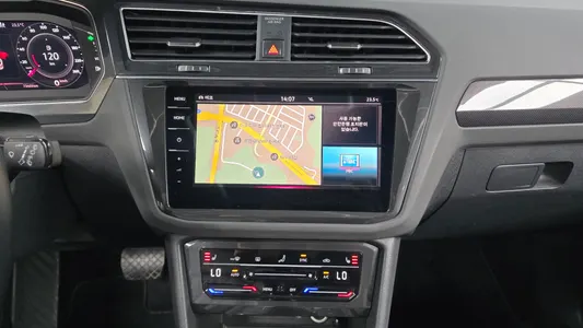 Volkswagen 2 2.0 TDI 2022 12