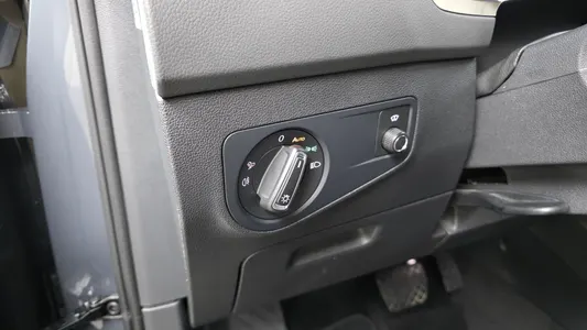 Volkswagen 2 2.0 TDI 2022 29
