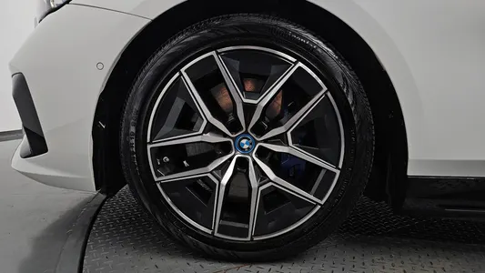 BMW i5 (G60) eDrive 40 M 2023 5