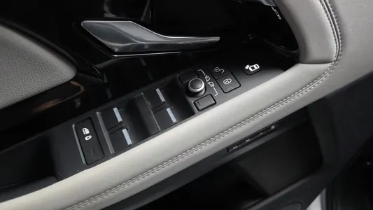 Land Rover 2 D180 2019 28