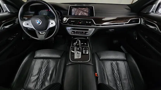 BMW 7 Series (G11) 750Li xDrive 2020 7