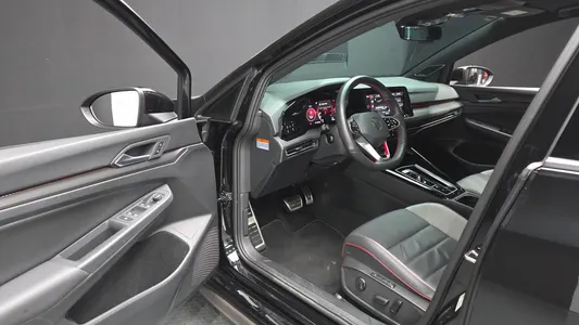 Volkswagen 8 2.0 GTI 2024 9