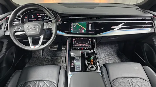Audi Q8 (4M) 55 TFSI 2022 6
