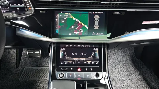 Audi Q8 (4M) 55 TFSI 2022 11