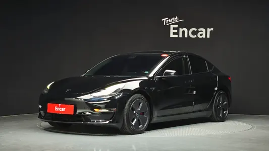 Tesla 3 AWD 2021