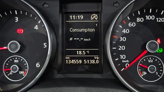 Volkswagen 6 2.0 TDI 2012 8