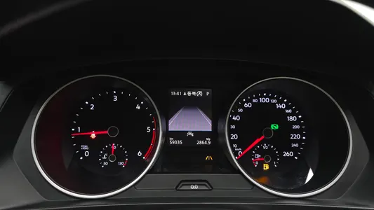 Volkswagen 2 2.0 TDI 2020 8