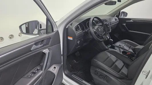 Volkswagen 2 2.0 TDI 2020 13