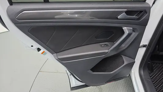 Volkswagen 2 2.0 TDI 2020 25