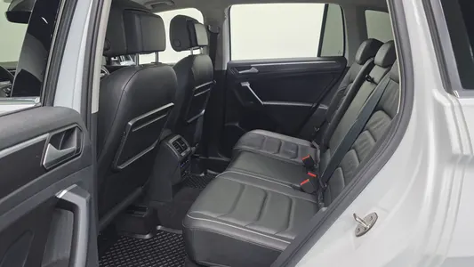 Volkswagen 2 2.0 TDI 2020 26