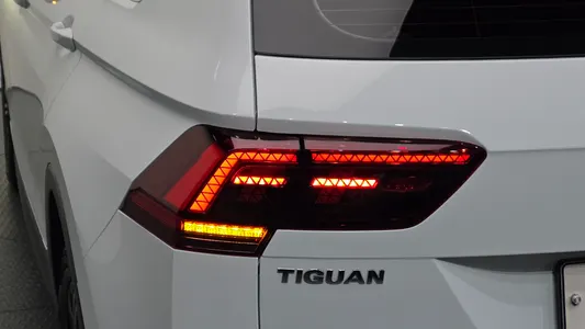 Volkswagen 2 2.0 TDI 2020 23