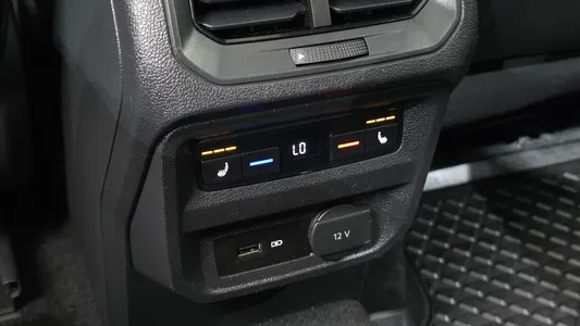 Volkswagen 2 2.0 TDI 2020 28