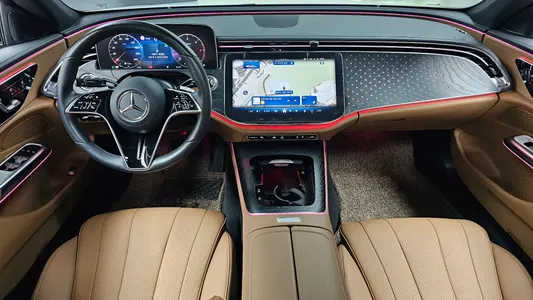 Mercedes-Benz E-Class W214 E220d 4MATIC 2024 6