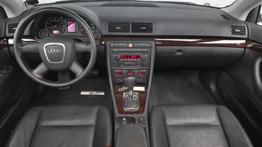 Audi A4 2.0 2005 7