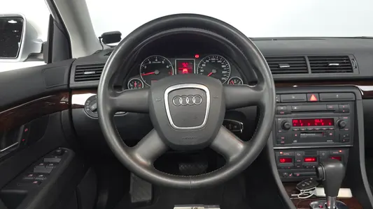 Audi A4 2.0 2005 13