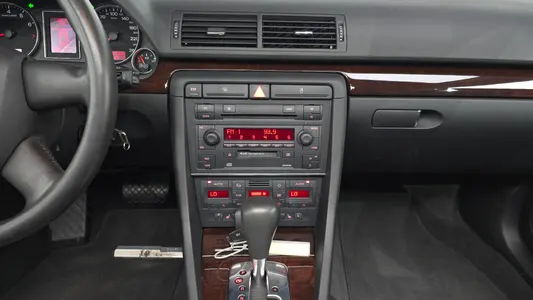 Audi A4 2.0 2005 14