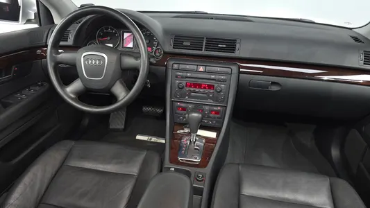 Audi A4 2.0 2005 17