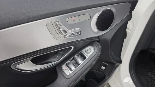 Mercedes-Benz C-Class W205 C200 2015 19