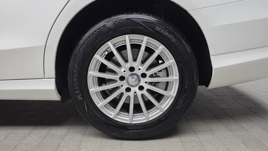 Mercedes-Benz C-Class W205 C200 2015 21