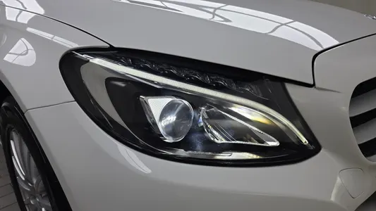 Mercedes-Benz C-Class W205 C200 2015 22