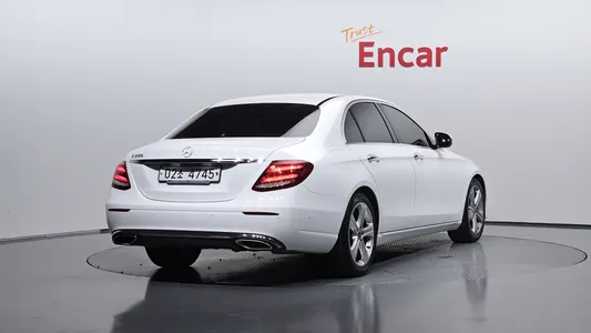 Mercedes-Benz E-Class W213 E200 2018