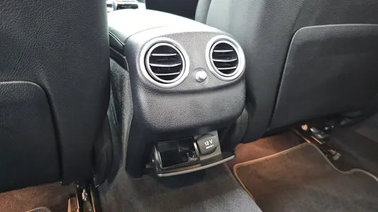 Mercedes-Benz E-Class W213 E200 2018 27
