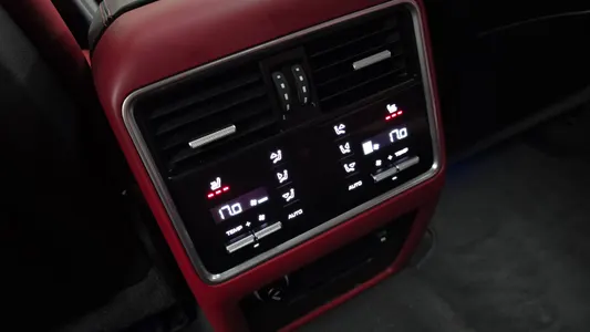 Porsche (PO536) 3.0 2022 18