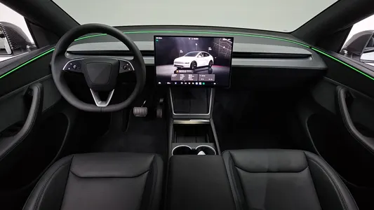 Tesla Y RWD 2026 7