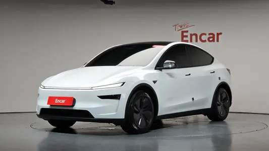 Tesla Y RWD 2026