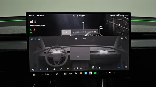 Tesla Y RWD 2026 16
