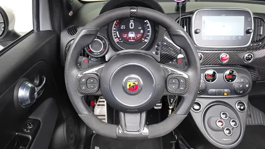 Fiat 500C 2020 13