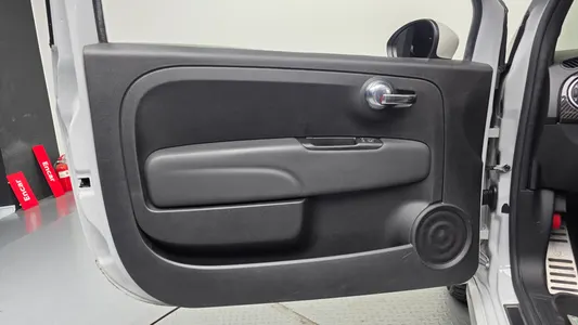 Fiat 500C 2020 24