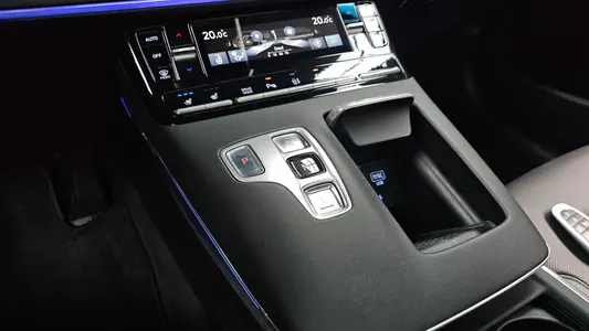 Hyundai IG 3.3 2021 9