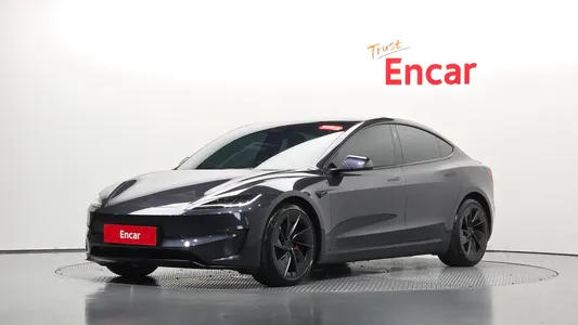 Tesla 3 AWD 2026