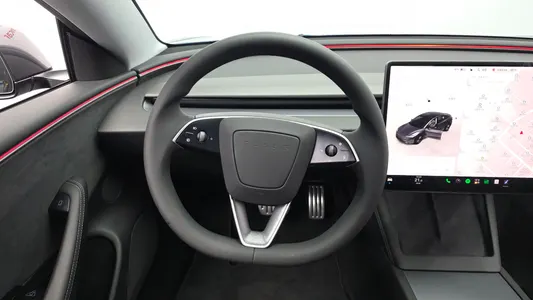 Tesla 3 AWD 2026 13